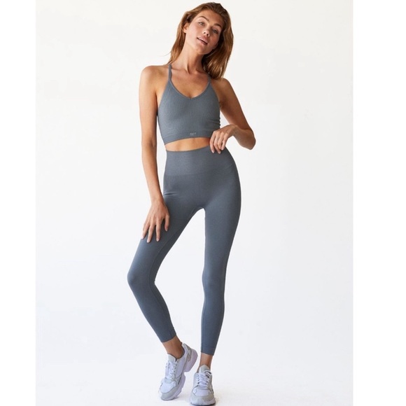 Set Active Two-Piece SCULPTFLEX Set - Slate Gray - Picture 2 of 10